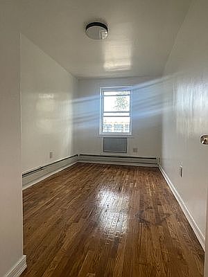 3rd image of 659 Dekalb Ave APT 3