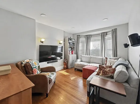 1039 Rees Ave, Bryn Mawr, PA 19010