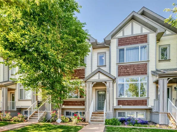 1907 W Copperfield Blvd SE, Calgary, AB T2Z 0Y8