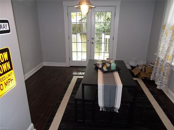 5th image of 77 Linden Ave