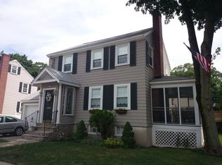12 Edgemere Rd, West Roxbury, MA 02132