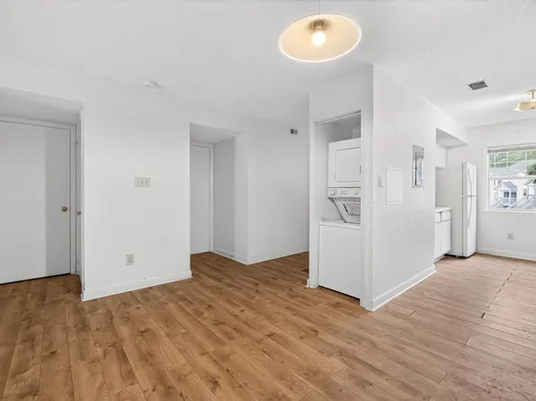2510 Avent Ferry Rd APT 103, Raleigh, NC 27606