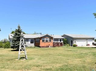 112 Francis Rd, De Smet, SD 57231