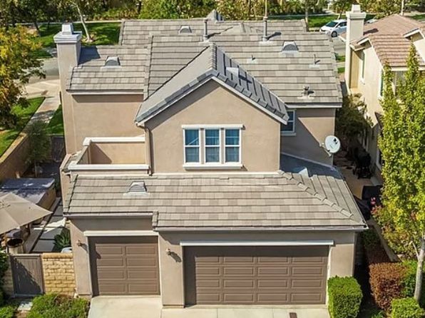 27642 Sunny Creek Dr, Valencia, CA 91354