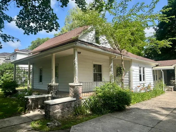 220 W Beech St, Gladwin, MI 48624