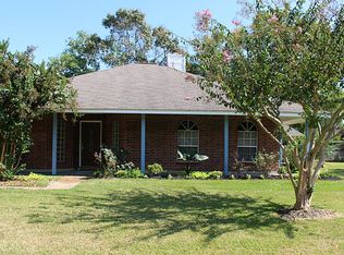 4729 Donald St, Seabrook, TX 77586