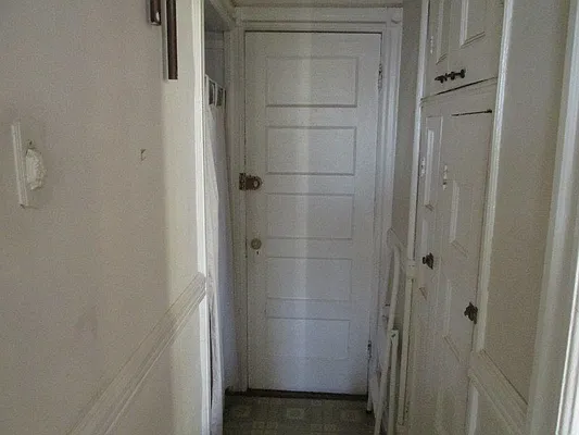 Rented by Windsor Homes Realty Corp | media 75