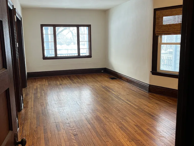95 Parkside Ave #1 — Photo 1