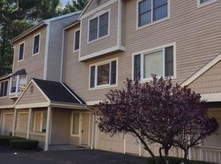 536 Redstone Hill Rd APT 12, Bristol, CT 06010