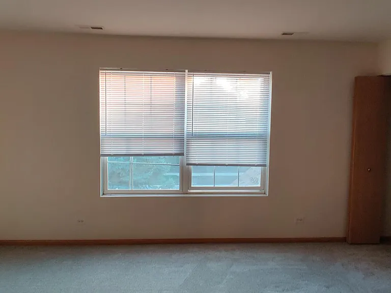 2942 Stonewater Dr — Photo 12