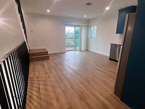 4th image of 7628 Morella Ave #2