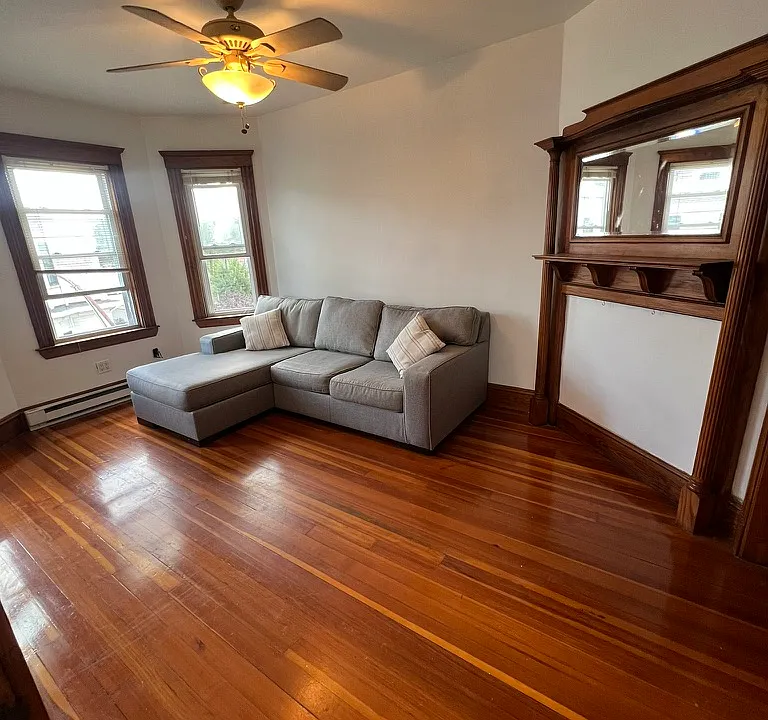 12 Howell St #2