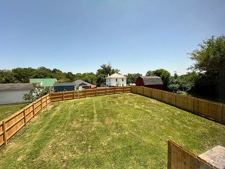 703 Bibb St NE — Photo 31