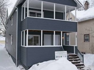 49 Manitoba Ave, Saint Paul, MN 55117