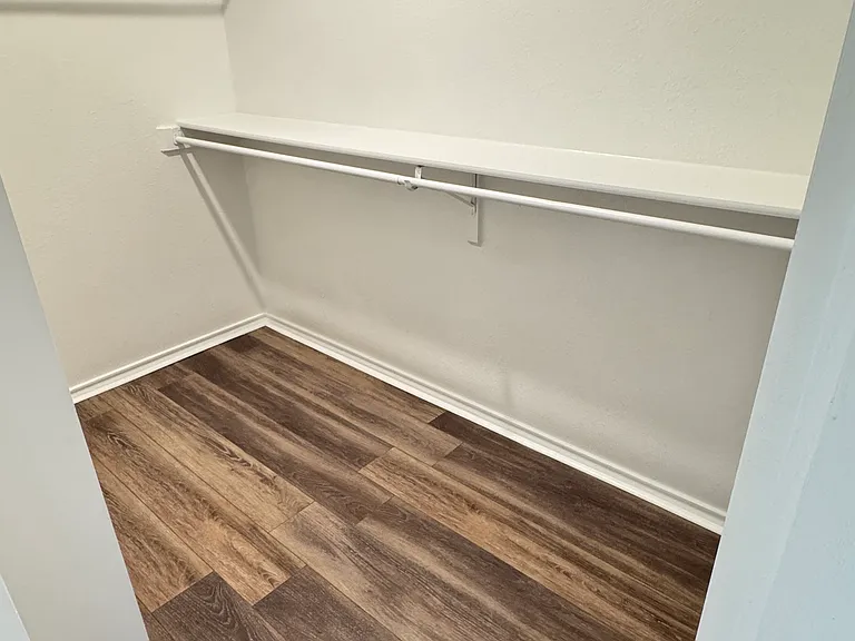 1411 Prentice St — Photo 24