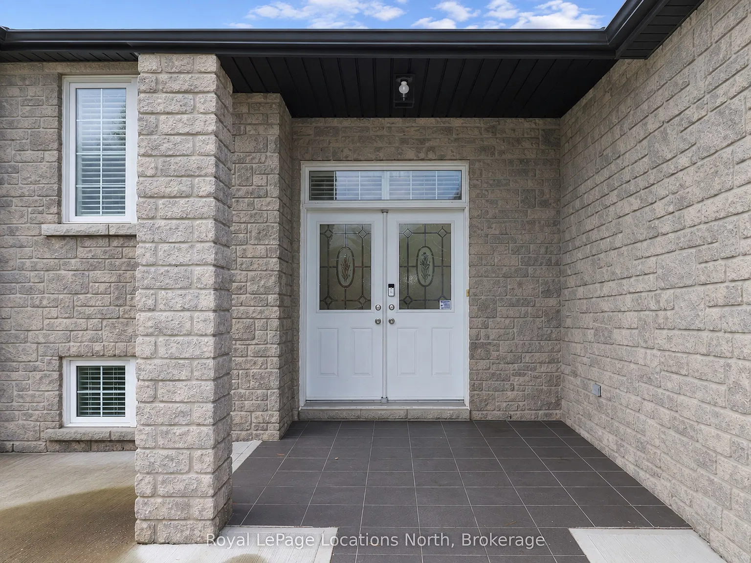 2 bed, $2,200 — Photo 3