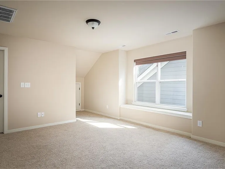 225 Floridays Way — Photo 4