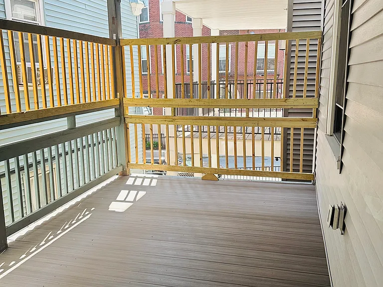 113 Dale St #2 — Photo 8