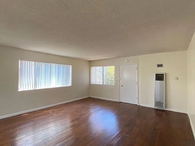 1008-1016 Atlantic Ave — Photo 3