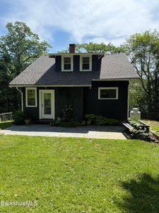 12 Beacon Hl, Great Barrington, MA, 01230