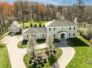 427 Falls Rd, Chagrin Falls, OH 44022