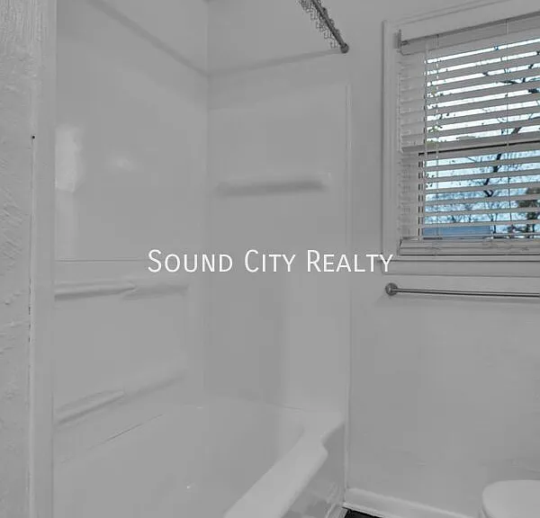 2820 Saint Edwards Dr — Photo 19