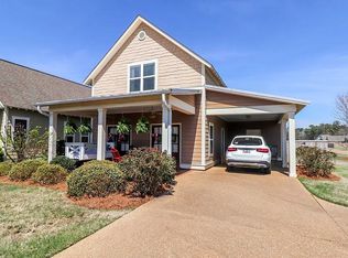 1300 Ashleys Dr, Oxford, MS 38655