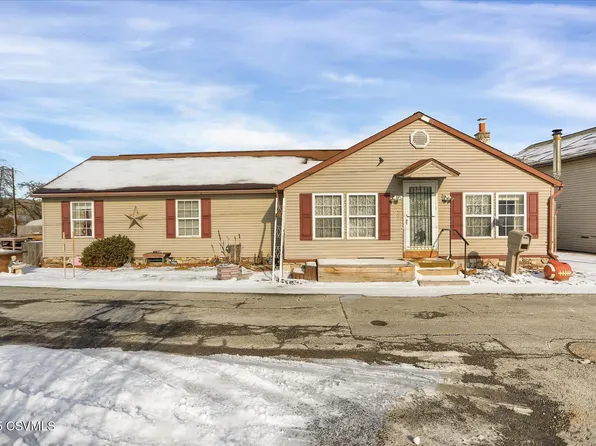 535 Maple Ave, Middleburg, PA 17842