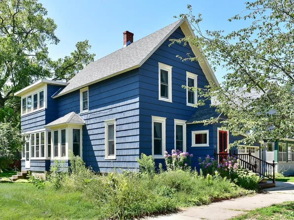 721 W Howard St, Winona, MN 55987