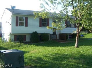 52 Greenleaf Rd, Strasburg, VA 22657