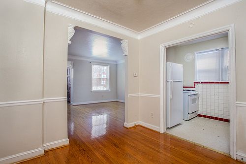 5th image of 7270 Balson Ave APT 2E