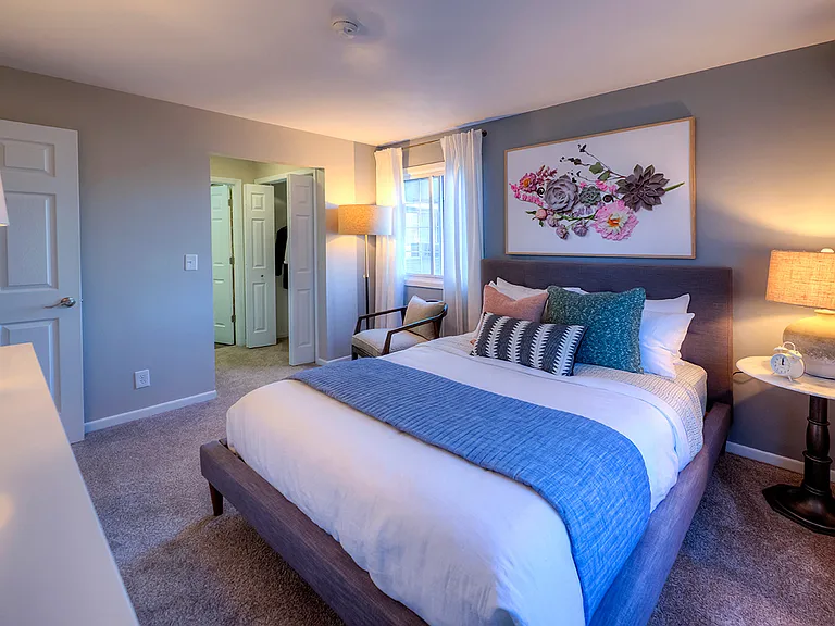 Fairways of Naperville Master Bedroom