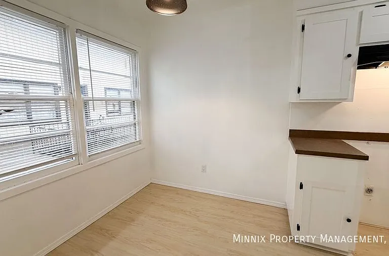 5005 Avenue W #12 — Photo 5