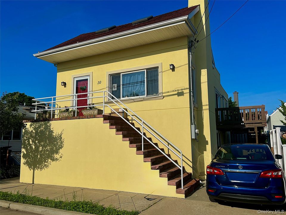 1st image of 10 Freeport Avenue