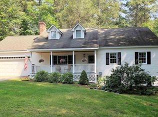 14 Greenleaf Dr, Wolfeboro, NH 03894