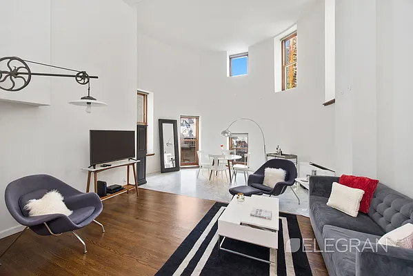 Rented by (Legacy) Elegran | media 14