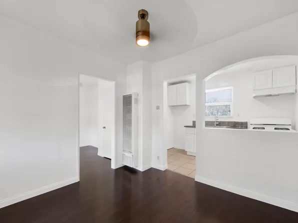 1296 W Jefferson Blvd, Los Angeles, CA
