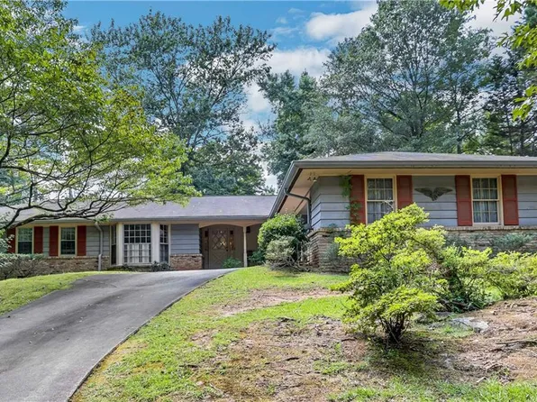 7330 Hunters Branch Dr, Atlanta, GA 30328