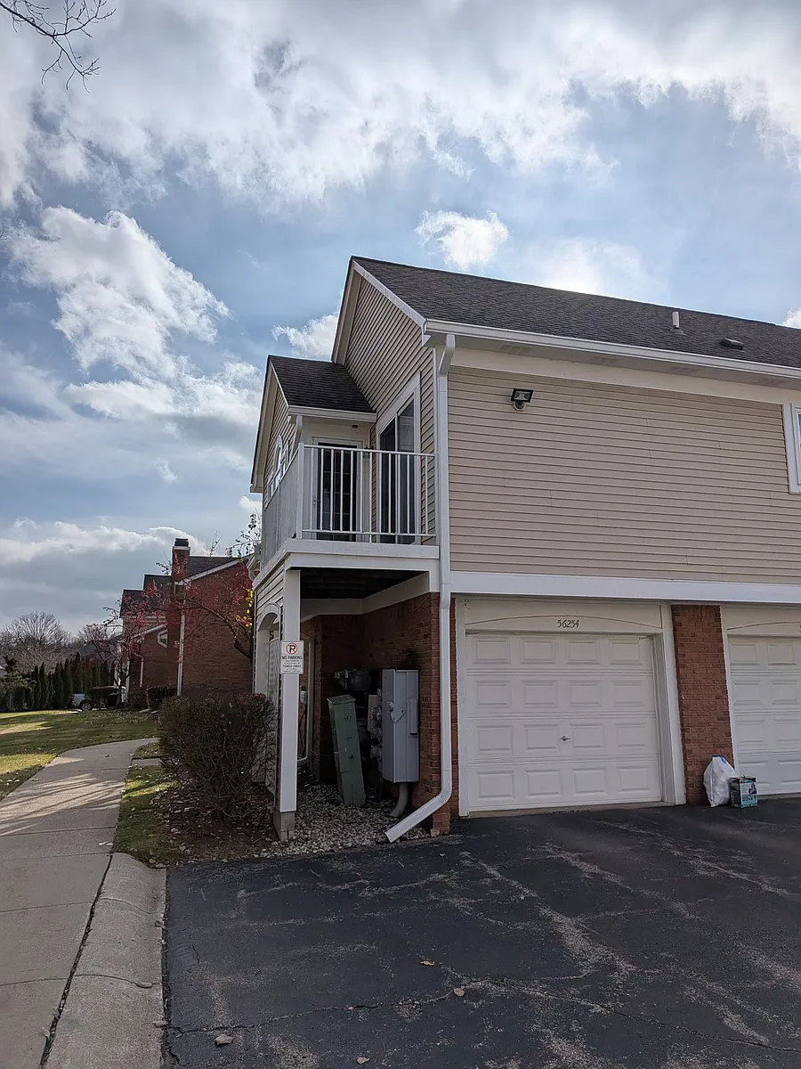 Building Photo - 56254 Troon Dr N