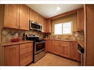 3rd image of 3089 Millbrook Dr
