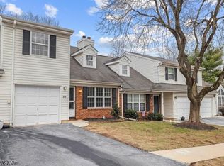 299 Smithwold Rd, Somerset, NJ 08873