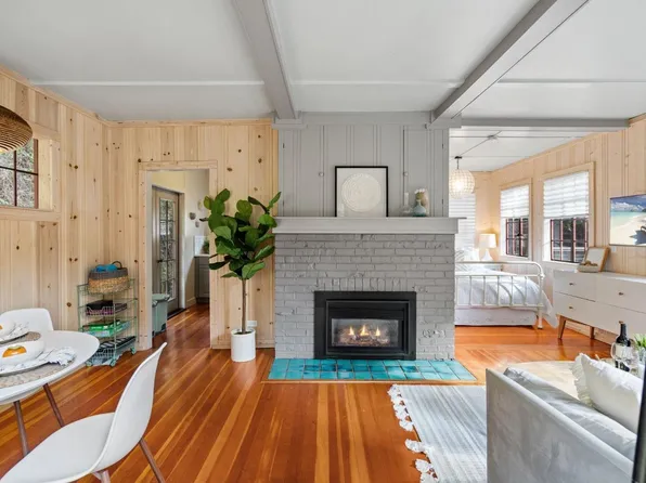 286 Vallejo Avenue, Inverness, CA 94937