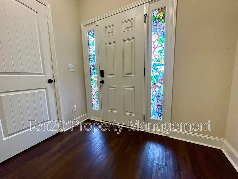 11 Hope St — Photo 4