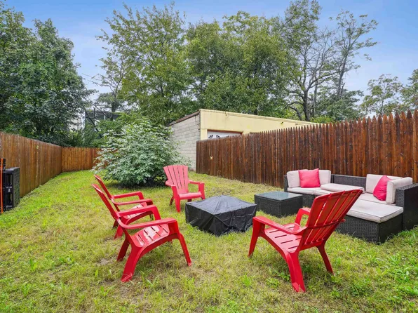 85 Pearsall Avenue image 1 of 18