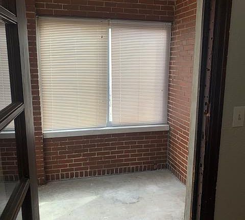 4th image of 2855 Montana Ave APT 1