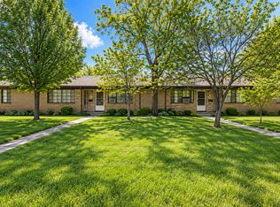 724 S Hunter St, Wichita, KS 67207