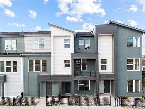2nd image of 2888 W 56th Place