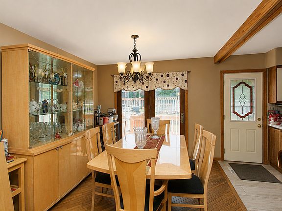 3rd image of 2309 W Edgewood Ln