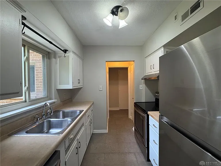 2366 S Patterson Blvd #5 — Photo 5
