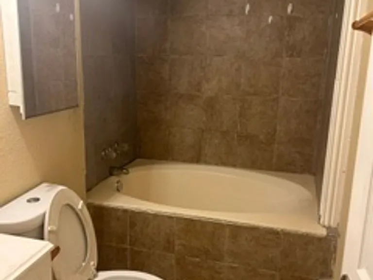 3515 York St — Photo 5